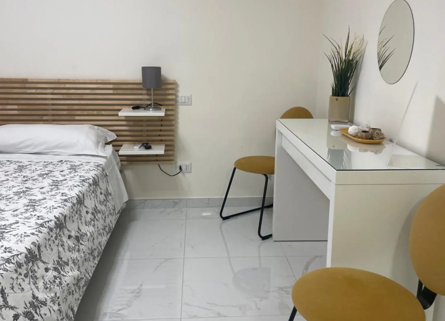Hotel Napoli A Piignatelli Affittacamere